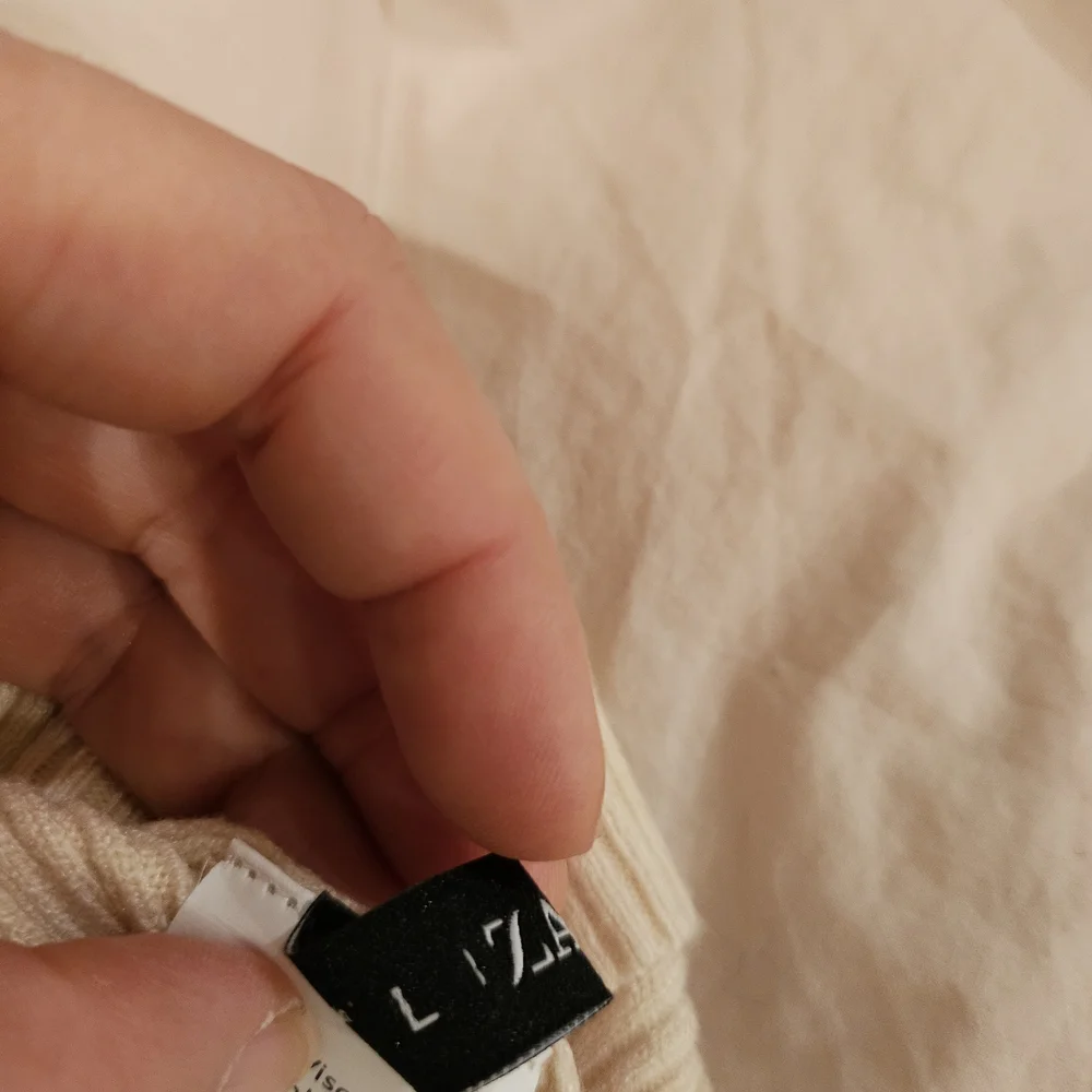 Beige Ribbed Button-Up Cardigan - Picture 4 of 5